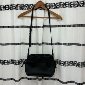 Anne Klein Black Crossbody Purse Faux Leather Multi‎ Pocket Adjustable Strap